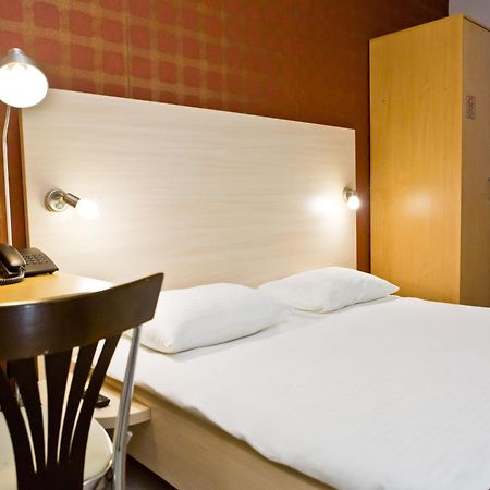 Hotel Olsi Chisinau Room photo